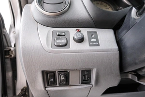 Внедорожник Toyota RAV4 2003 года, 899000 рублей, Красноярск