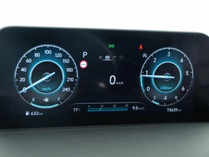 Минивэн Hyundai Staria 2021 года, 4498055 рублей, Москва