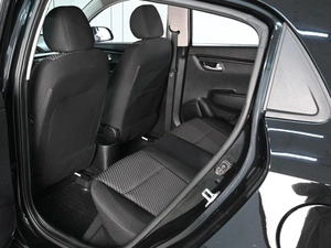 Хетчбэк Kia Rio X-Line 2017 года, 1399000 рублей, Ростов-на-Дону