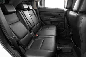 Внедорожник Mitsubishi Outlander 2016 года, 2109000 рублей, Петрозаводск