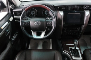 Внедорожник Toyota Fortuner 2019 года, 4219000 рублей, Омск