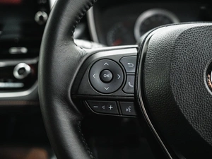 Хетчбэк Toyota Corolla 2019 года, 1519000 рублей, Красноярск