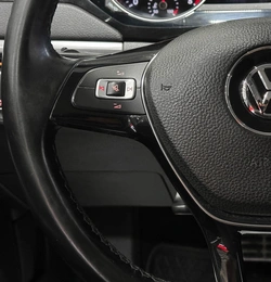 Седан Volkswagen Jetta 2017 года, 1247000 рублей, Красноярск