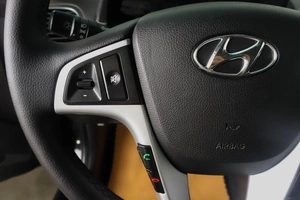 Седан Hyundai Solaris 2016 года, 869000 рублей, Пермь