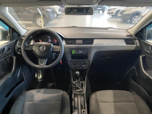 Лифтбек Skoda Rapid 2015 года, 900000 рублей, Орёл