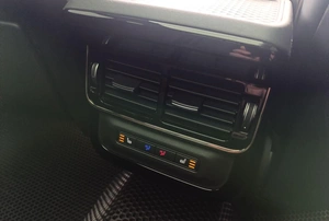 Внедорожник Land Rover Range Rover Evoque 2021 года, 5200000 рублей, Солонцы