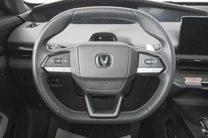 Лифтбек Changan UNI-V 2023 года, 2499000 рублей, Кемерово
