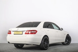 Седан Mercedes-benz E-класс 2011 года, 1769000 рублей, Томск