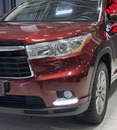 Внедорожник Toyota Highlander 2014 года, 2900000 рублей, Красноярск