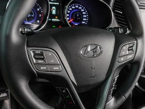 Внедорожник Hyundai Santa Fe 2015 года, 2049000 рублей, Воронеж