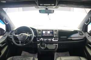 Минивэн Volkswagen Multivan 2018 года, 4999000 рублей, Обнинск