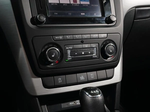 Внедорожник Skoda Yeti 2016 года, 1599111 рублей, Тверь