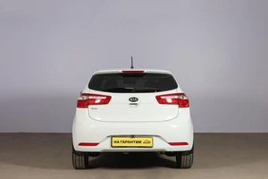 Хетчбэк Kia Rio 2014 года, 739000 рублей, Новосибирск