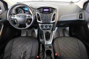 Хетчбэк Ford Focus 2012 года, 829000 рублей, Омск