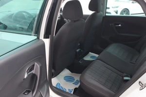 Седан Volkswagen Polo 2016 года, 1300000 рублей, Мирное