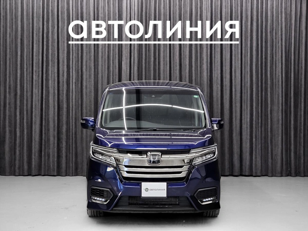 Минивэн Honda Stepwgn 2020 года, 2149000 рублей, Красноярск