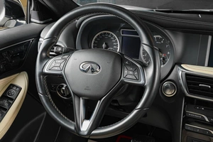Хетчбэк Infiniti Q30 2017 года, 3099000 рублей, Тюмень