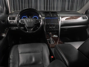 Седан Toyota Camry 2017 года, 2599000 рублей, Тюмень
