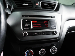 Хетчбэк Kia Rio 2017 года, 999000 рублей, Воронеж