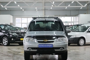 Внедорожник Chevrolet Niva 2014 года, 639000 рублей, Омск