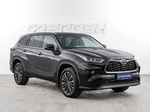 Внедорожник Toyota Highlander 2026 года, 5498888 рублей, Москва