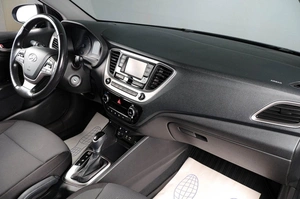 Седан Hyundai Solaris 2017 года, 1299000 рублей, Тюмень