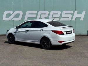 Седан Hyundai Solaris 2015 года, 719000 рублей, Кропоткин