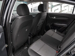 Хетчбэк Kia Rio X-Line 2018 года, 1325000 рублей, Краснодар