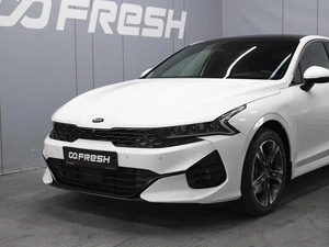Седан Kia K5 2020 года, 2590000 рублей, Омск