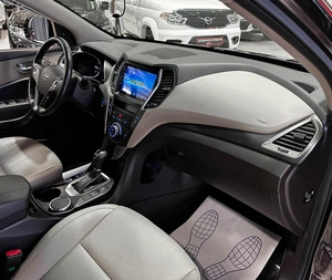 Внедорожник Hyundai Santa Fe 2018 года, 2390000 рублей, Красноярск