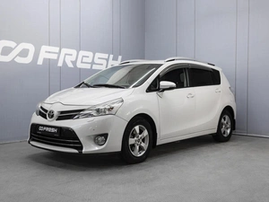 Минивэн Toyota Verso 2013 года, 1210000 рублей, Омск