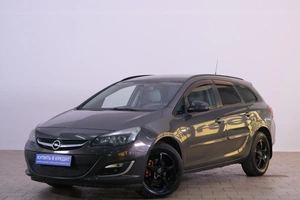 Универсал Opel Astra 2013 года, 989000 рублей, Омск