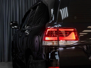 Внедорожник Toyota Land Cruiser 2017 года, 6359000 рублей, Тюмень