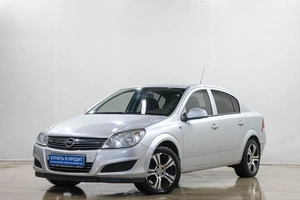 Седан Opel Astra 2010 года, 749000 рублей, Новокузнецк