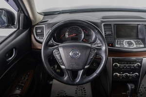 Седан Nissan Teana 2011 года, 1369000 рублей, Томск