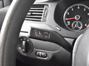 Седан Volkswagen Jetta 2013 года, 955200 рублей, Казань
