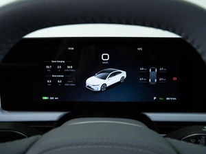 Седан Voyah Passion 2023 года, 3949050 рублей, Москва