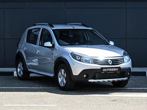 Хетчбэк Renault Sandero 2014 года, 899000 рублей, Кирилловка