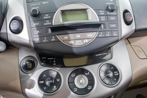 Внедорожник Toyota RAV4 2007 года, 1299000 рублей, Барнаул