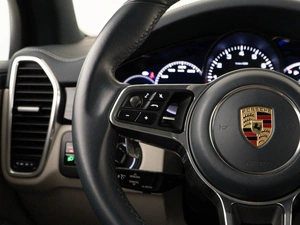 Внедорожник Porsche Cayenne 2019 года, 9964046 рублей, Москва