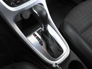 Хетчбэк Opel Astra GTC 2012 года, 940000 рублей, Ставрополь