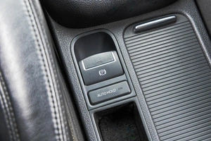Внедорожник Volkswagen Tiguan 2010 года, 1099000 рублей, Барнаул