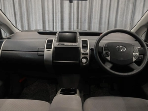 Лифтбек Toyota Prius 2009 года, 949000 рублей, Красноярск
