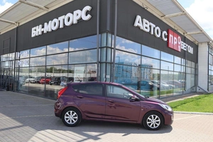 Хэтчбек Hyundai Solaris 2012 года, 990000 рублей, Мирное
