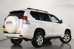 Внедорожник Toyota Land Cruiser Prado 2009 года, 3089000 рублей, Челябинск