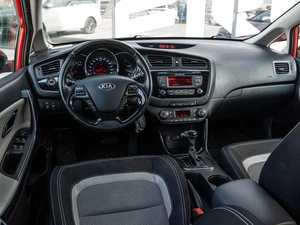Хетчбэк Kia Ceed 2015 года, 1391000 рублей, Краснодар