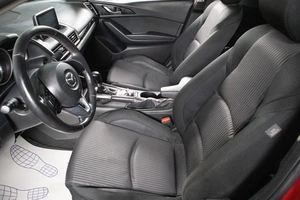 Седан Mazda 3 2014 года, 1339000 рублей, Сургут