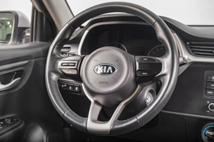 Седан Kia Rio 2021 года, 1439000 рублей, Томск