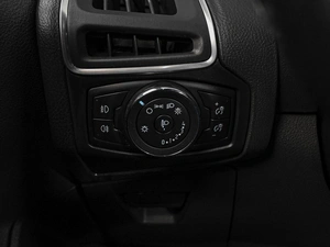 Хетчбэк Ford Focus 2013 года, 829000 рублей, Ставрополь
