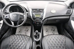 Седан Hyundai Solaris 2011 года, 849000 рублей, Красноярск